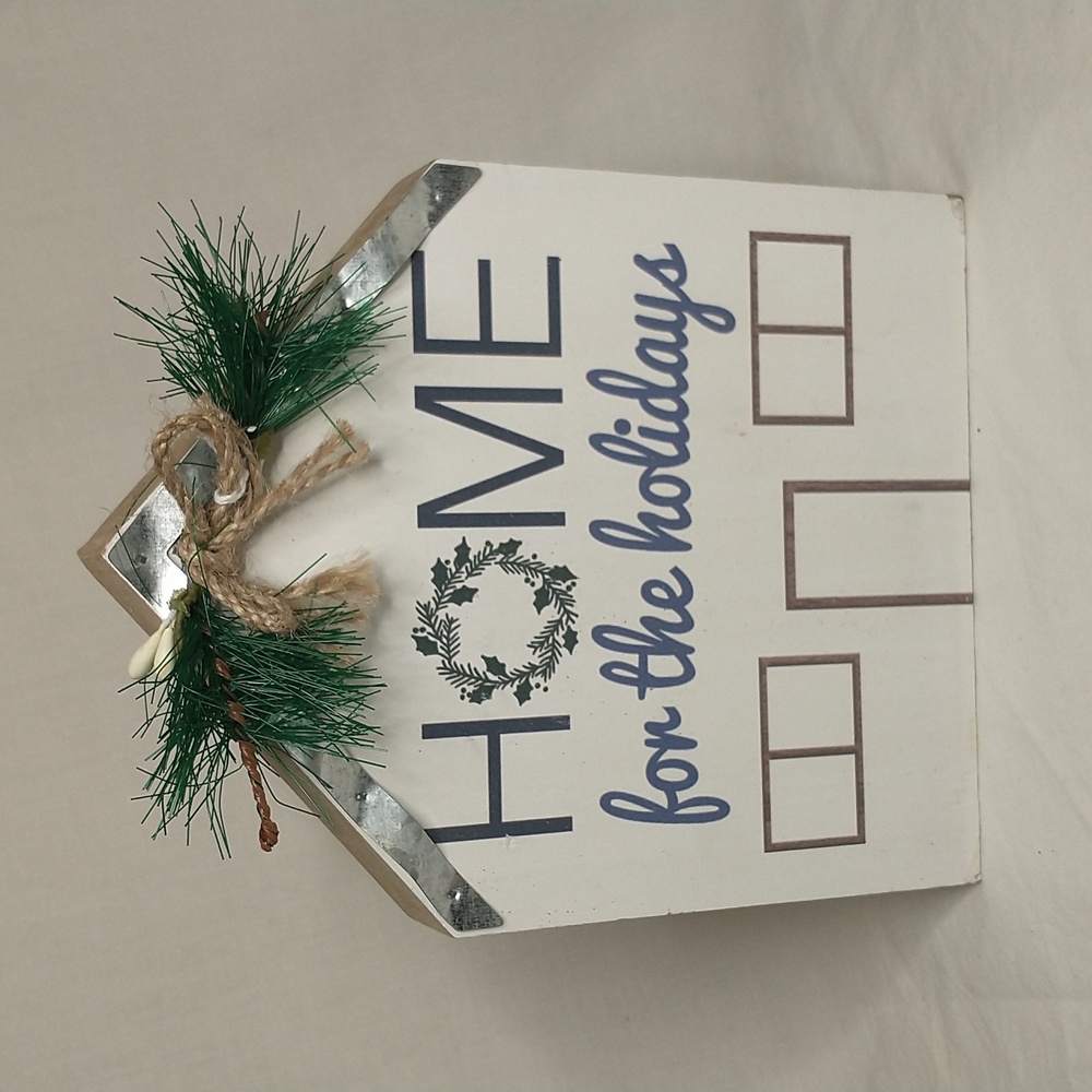 🎁 At Home Holiday Home Cutout Block Sign